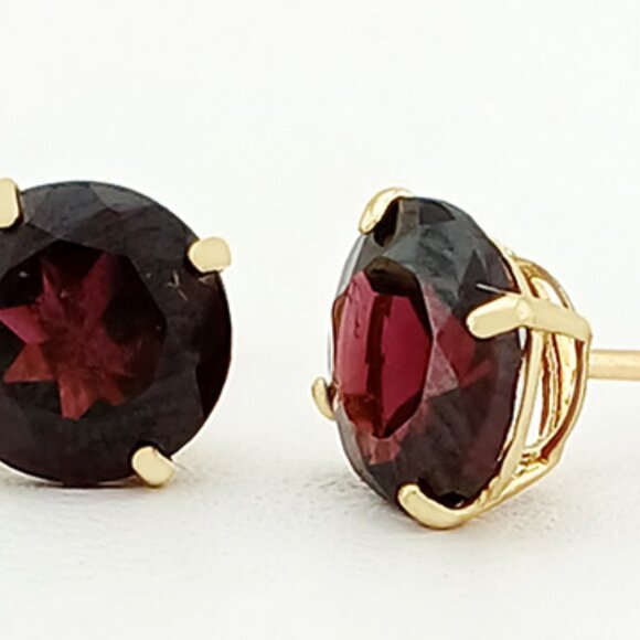 Genuine 2.42 Cts Garnet Stud Earrings 14K Yellow Gold - Picture 4 of 5